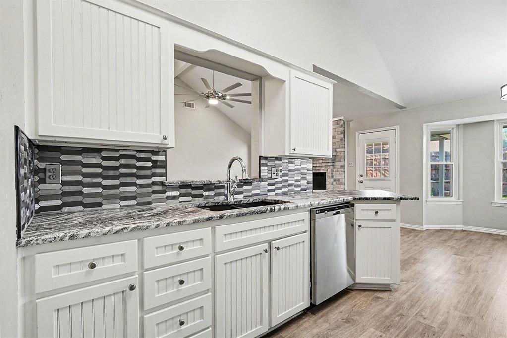 8041 Lazy Brook Drive - Photo 15
