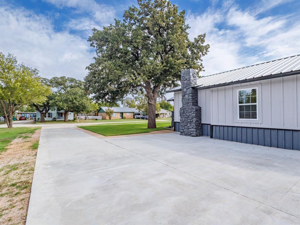 304 N Walnut Street - Photo 10