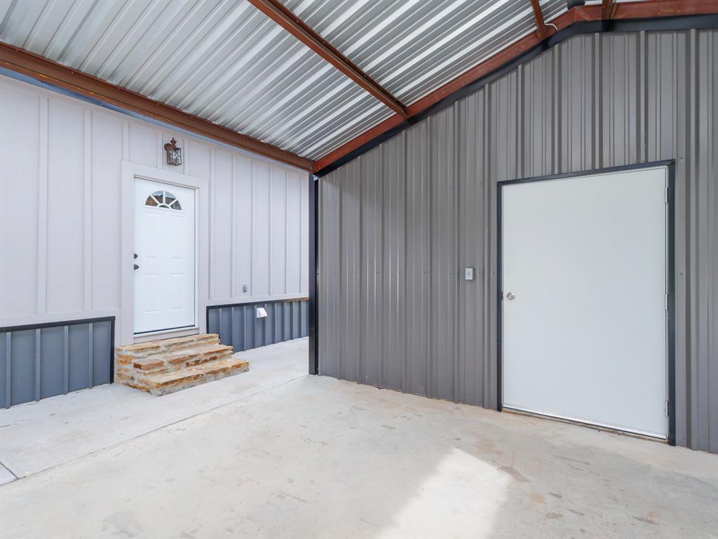 304 N Walnut Street - Photo 18