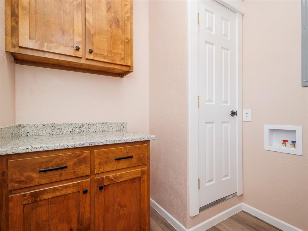 304 N Walnut Street - Photo 38