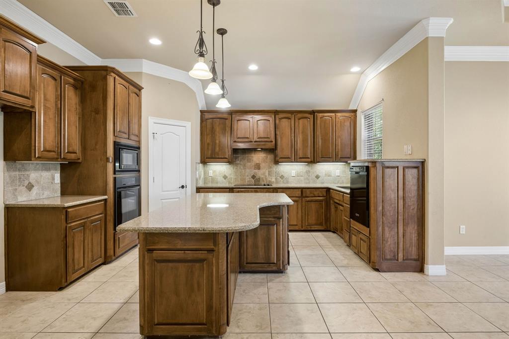1227 Saddle Trail - Photo 7