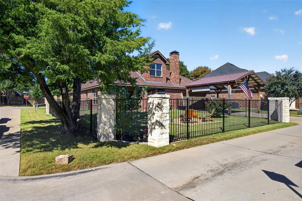 1514 Natalie Lane - Photo 34