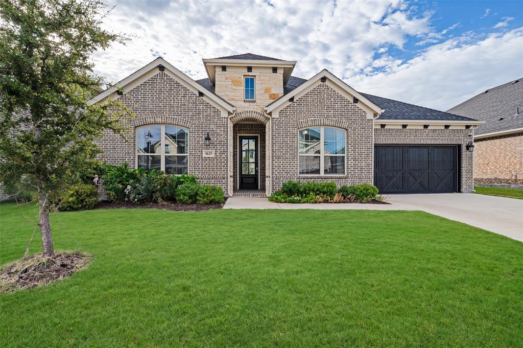 1625 Estivella Drive - Photo 1