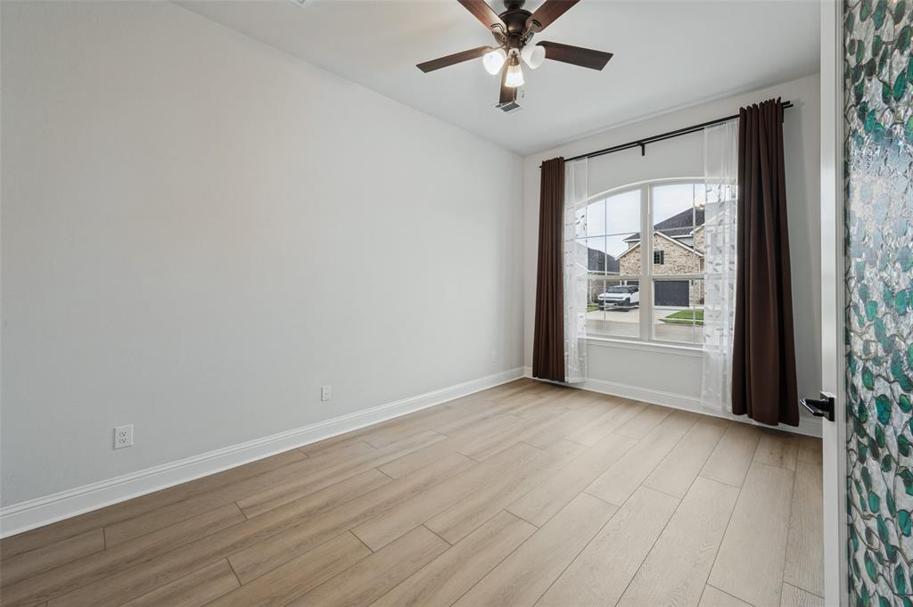 1625 Estivella Drive - Photo 26