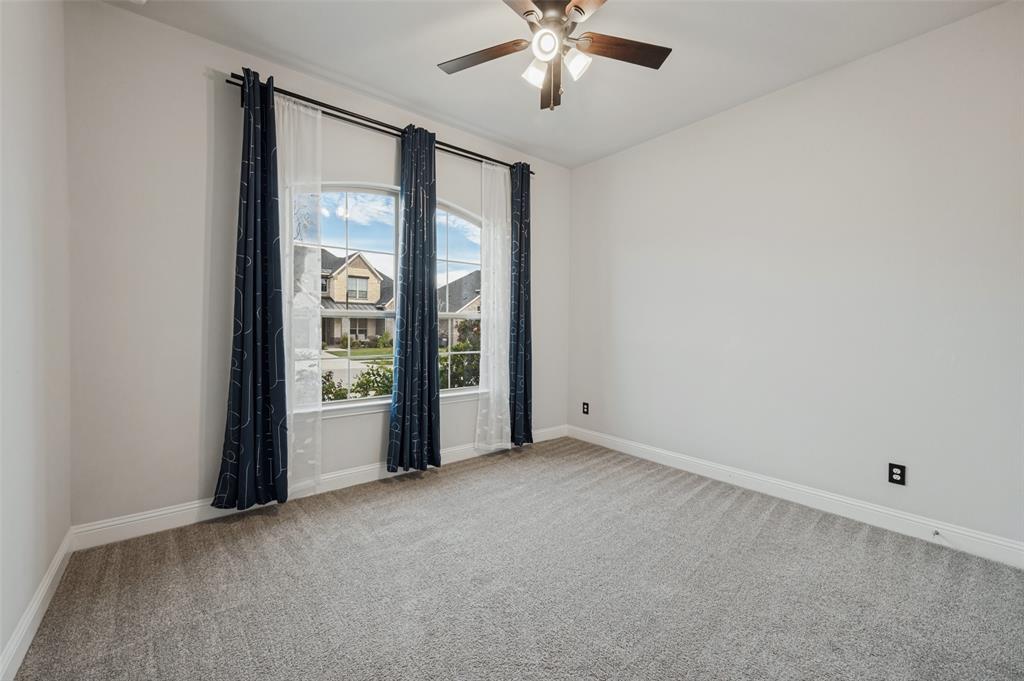 1625 Estivella Drive - Photo 27
