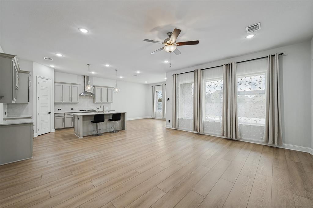1625 Estivella Drive - Photo 9
