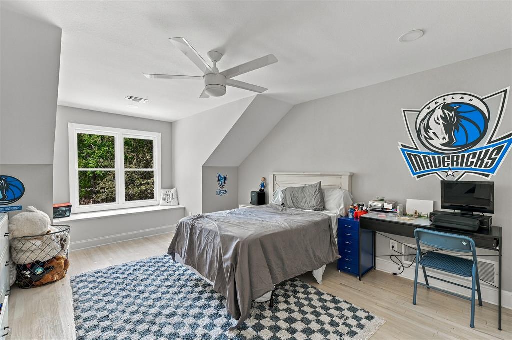 221 Forestview Drive - Photo 32