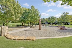 4605 Foxglove Court - Photo 34