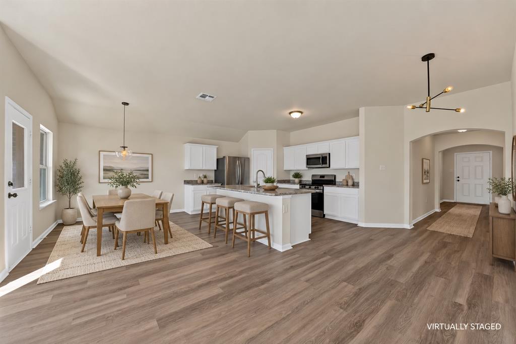411 Azalea Drive - Photo 4