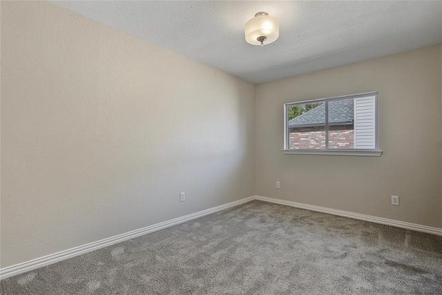 Photo 35