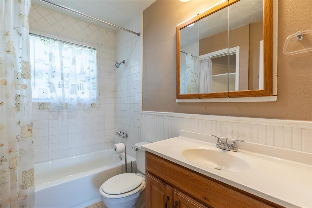 5119 Laguna Drive - Photo 4