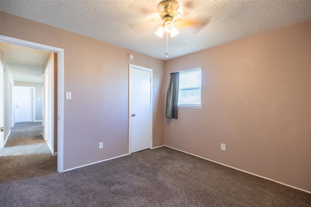 5119 Laguna Drive - Photo 8