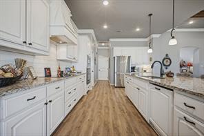 12900 Cold Spring Lane - Photo 15