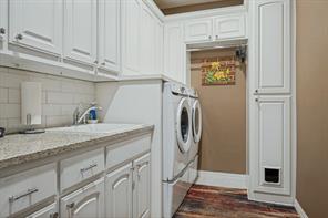 12900 Cold Spring Lane - Photo 19