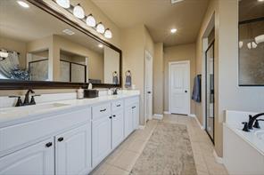 12900 Cold Spring Lane - Photo 24