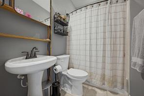 12900 Cold Spring Lane - Photo 28