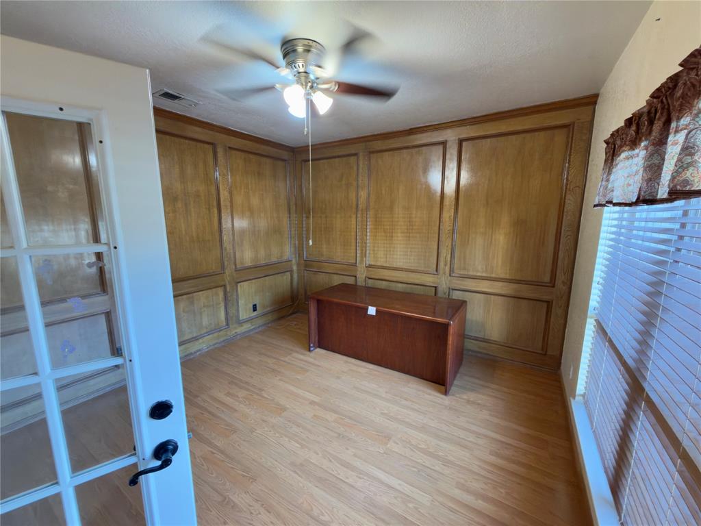 5609 Farris Drive - Photo 3