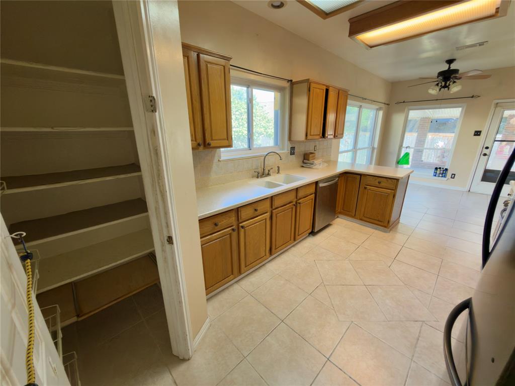 5609 Farris Drive - Photo 7