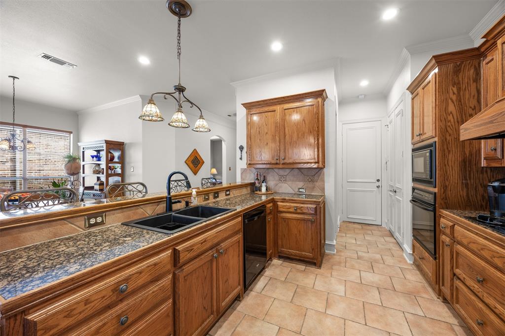 1516 Hackett Creek Drive - Photo 17