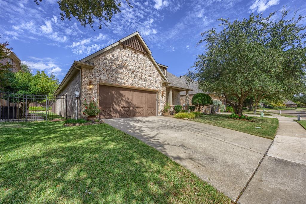 1516 Hackett Creek Drive - Photo 33