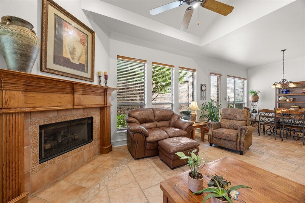 1516 Hackett Creek Drive - Photo 5