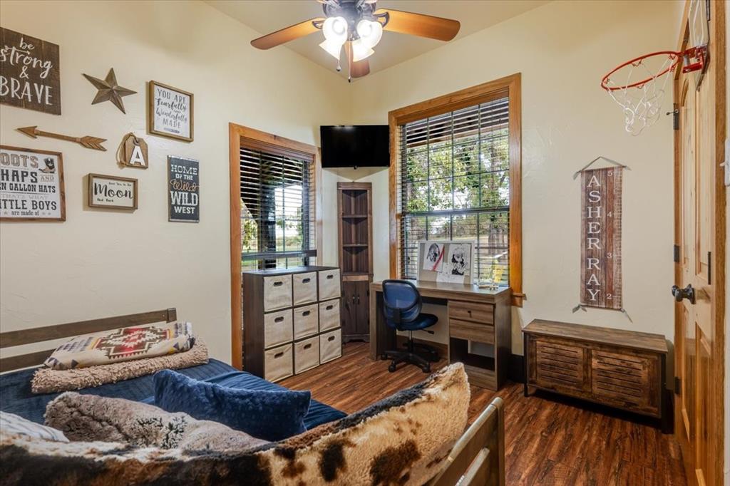 1090 Ross Lane - Photo 23