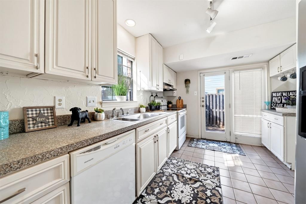 2868 Harbinger Lane - Photo 14