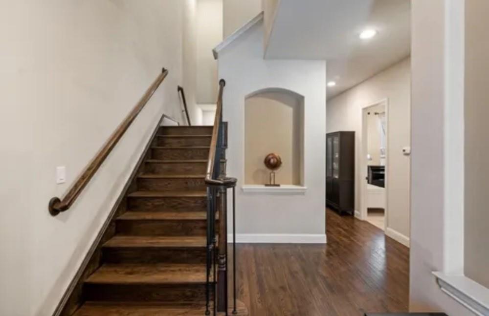 852 Rohan Drive - Photo 6