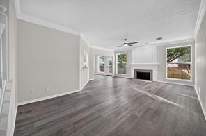 2312 Honeylocust Drive - Photo 11