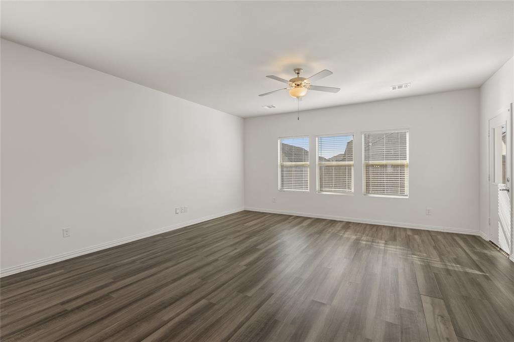 1323 Black Canyon Avenue - Photo 10