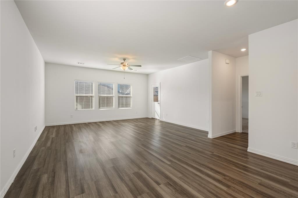 1323 Black Canyon Avenue - Photo 11