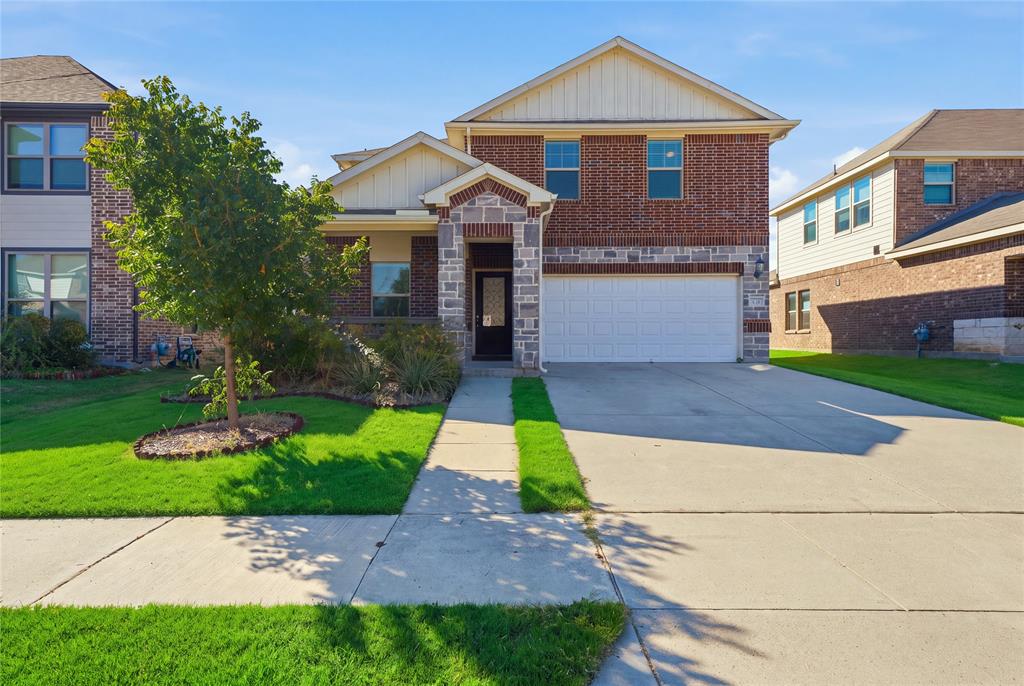 1323 Black Canyon Avenue - Photo 2