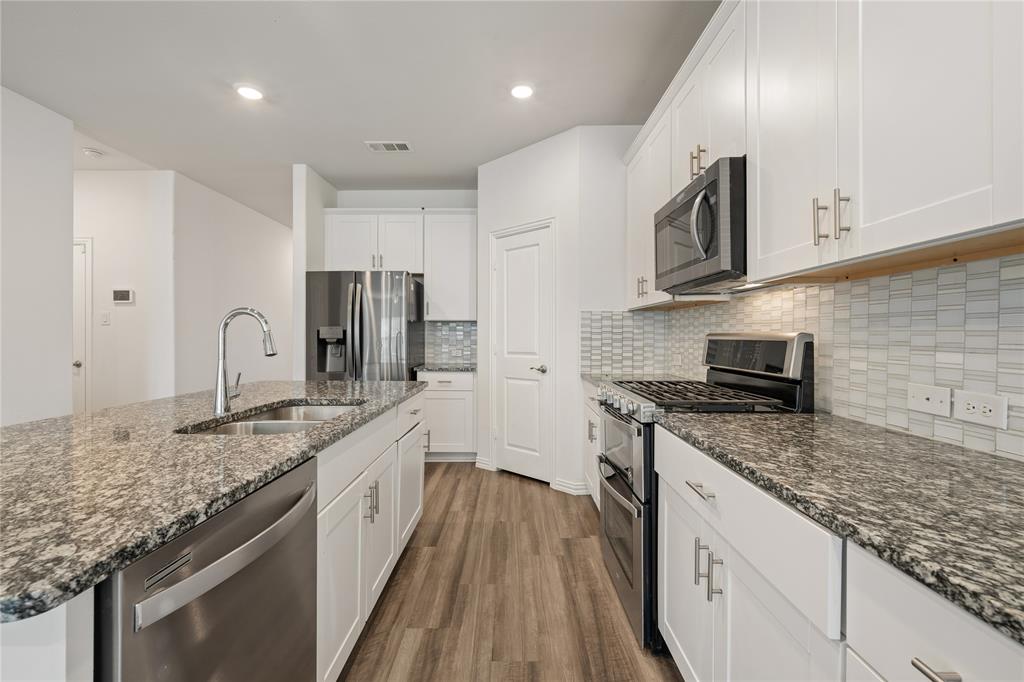 1323 Black Canyon Avenue - Photo 9