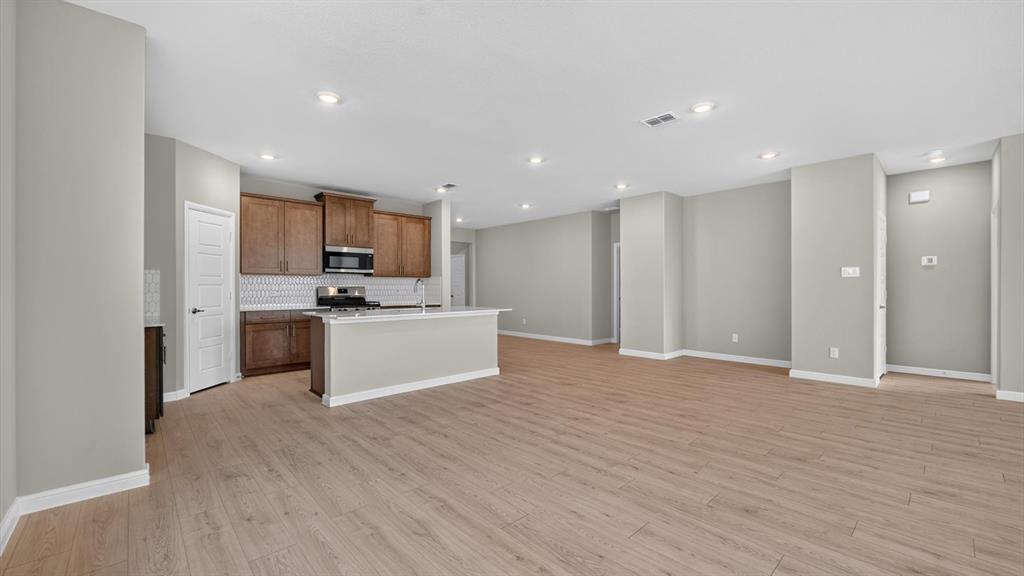 705 CELESTIAL Way - Photo 7