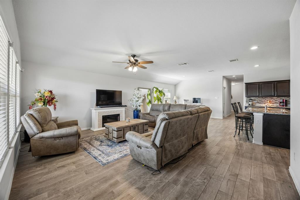 6020 Blacksmith Avenue - Photo 4
