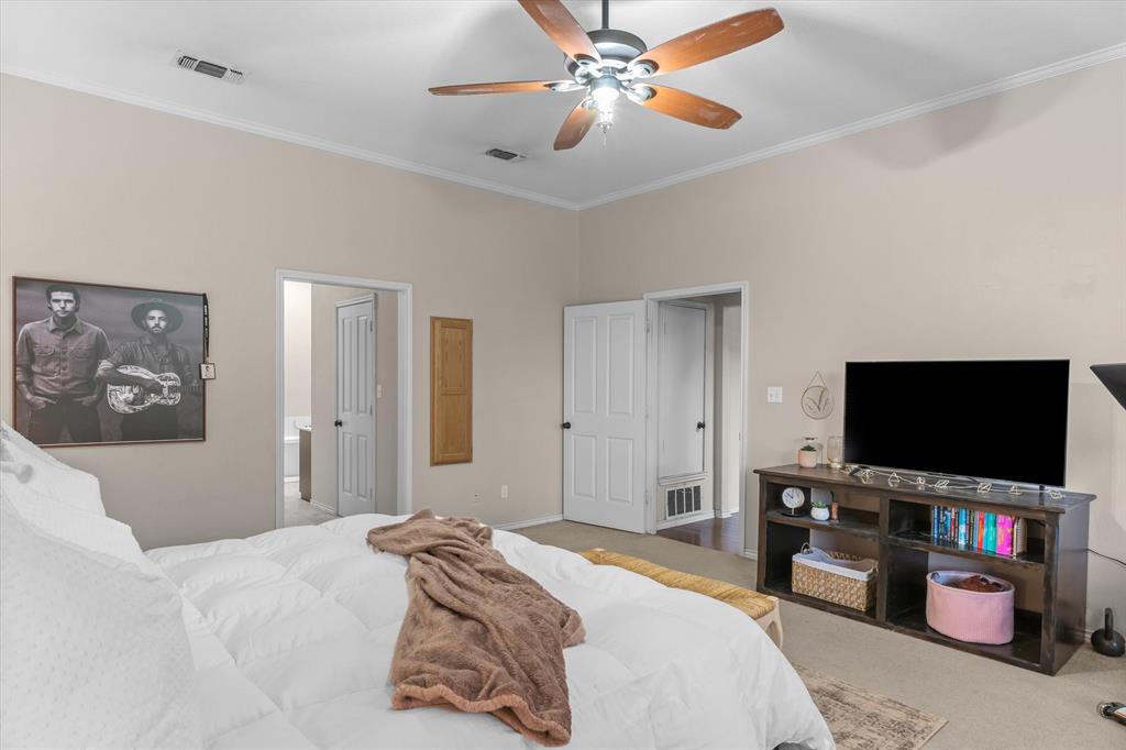 801 N Walnut Street - Photo 10