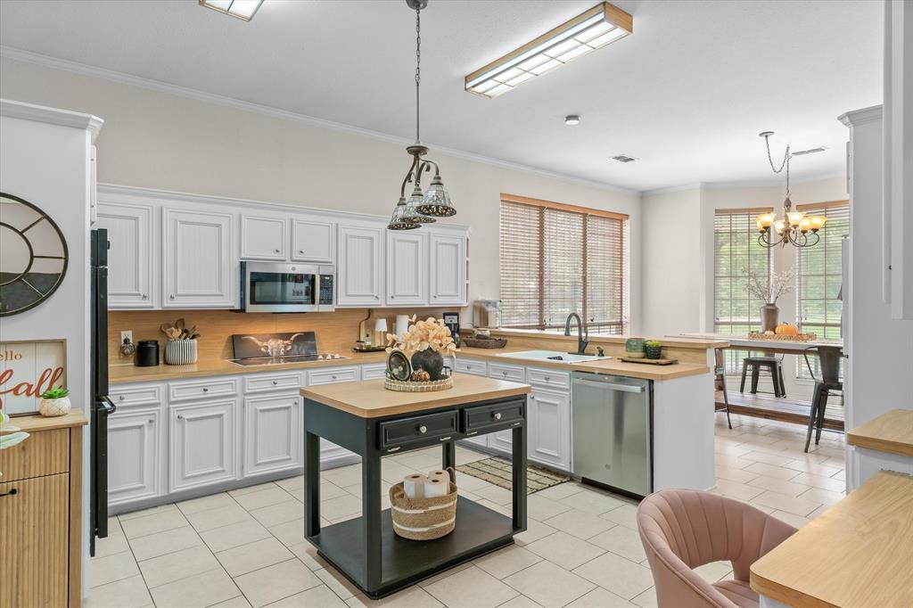 801 N Walnut Street - Photo 17