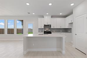 1027 Joseph Court - Photo 3