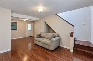 623 Mckinney Avenue - Photo 15