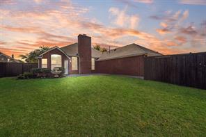 5820 Chatham Lane - Photo 2