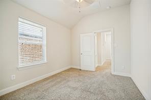 4119 Hawthorne Drive - Photo 34