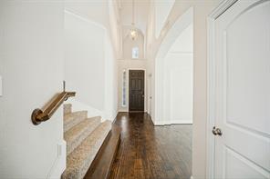 4119 Hawthorne Drive - Photo 4