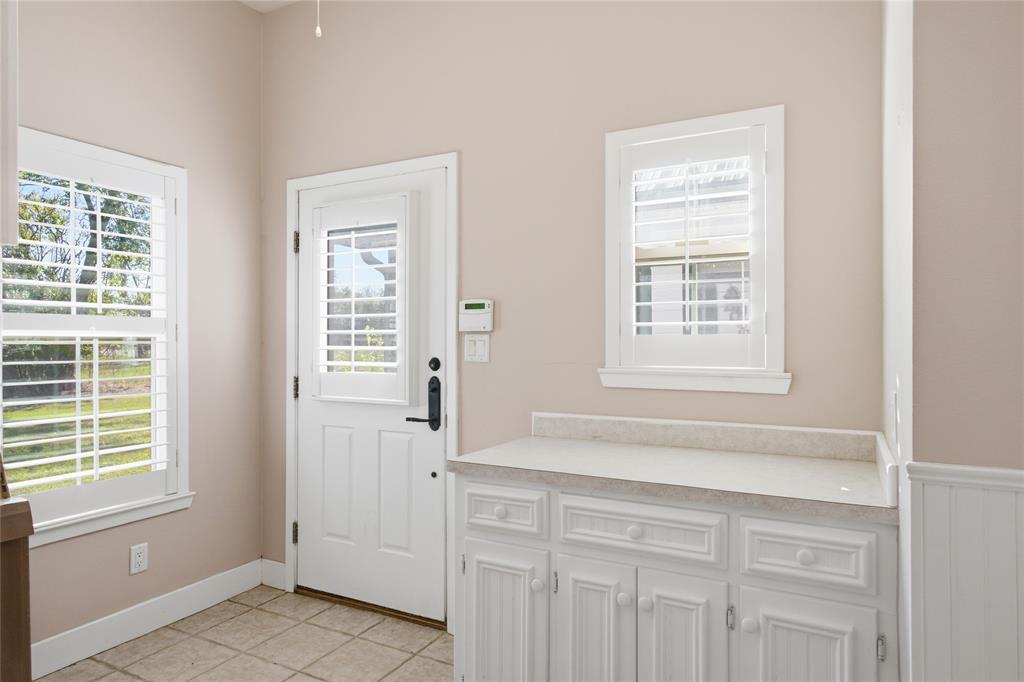 4037 Fm 895 - Photo 15