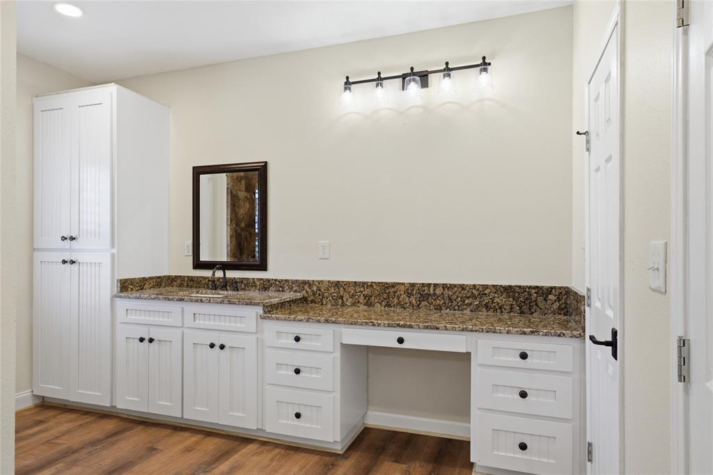 4037 Fm 895 - Photo 18