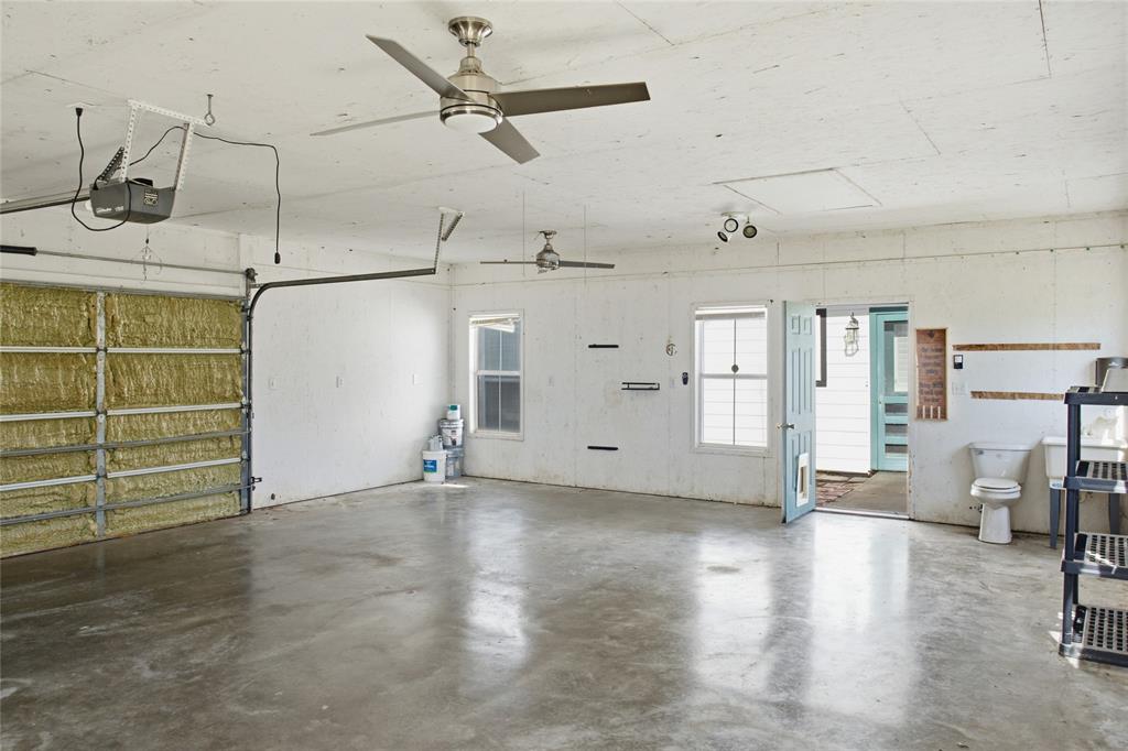 4037 Fm 895 - Photo 30