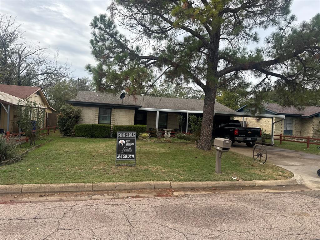 4803 Navajo Drive - Photo 1