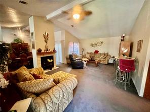 1116 Sandalwood Lane - Photo 4