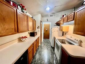 1116 Sandalwood Lane - Photo 9