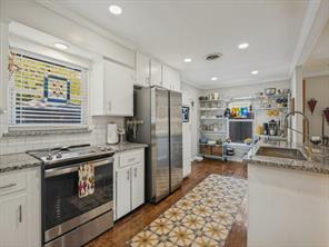 200 S Weatherred Drive - Photo 10