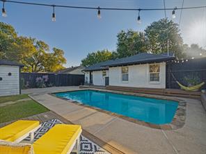 200 S Weatherred Drive - Photo 19
